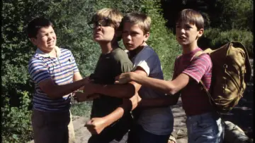 Задник до фільму "Залишся зі мною" #603527