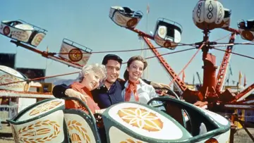 Задник до фильму"Roustabout" #1132672