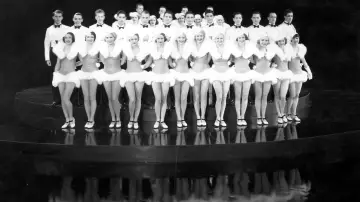 Задник до фильму"42nd Street" #407261