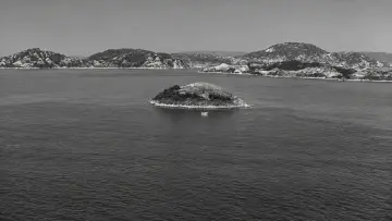 Задник до фільму "裸の島" #1635263