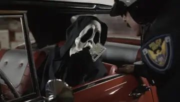 Задник до фильму"Shriek If You Know What I Did Last Friday the Thirteenth" #1083917
