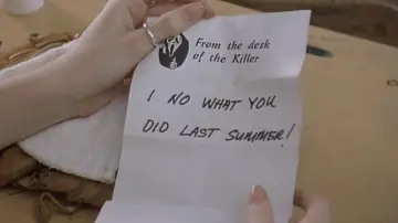 Задник до фильму"Shriek If You Know What I Did Last Friday the Thirteenth" #1083931