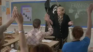 Задник до фильму"Shriek If You Know What I Did Last Friday the Thirteenth" #1083932