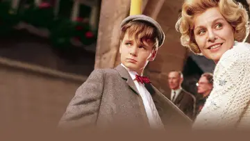 Задник до фільму "Emil and the Detectives" #1858118
