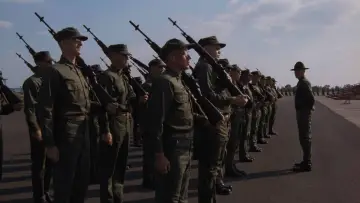 Задник до фільму "Цілісно-металева оболонка" #651684