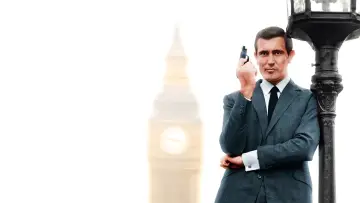 Задник до фильму"007: На секретній службі Її Величності" #653772