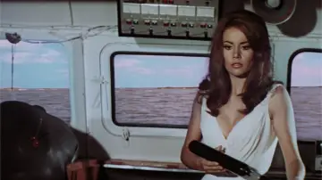 Задник до фильму"007: Кульова блискавка" #640883