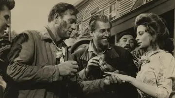 Задник до фильму"North to Alaska" #437611