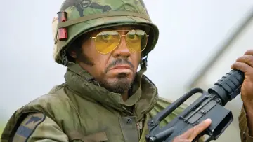 Задник до фільму "Грім у тропіках" #272772