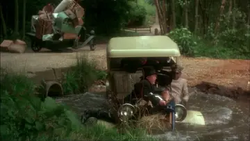 Задник до фильму"Bugsy Malone" #419937