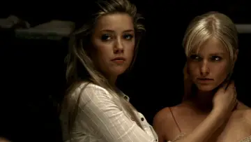 Задник до фильму"All the Boys Love Mandy Lane" #1168786