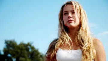 Задник до фильму"All the Boys Love Mandy Lane" #506361