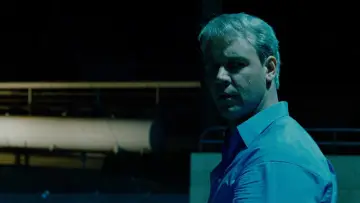 Задник до фильму"Своя людина" #213868