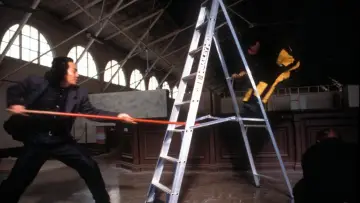 Задник до фильму"Поліцейська історія 4: Перший удар" #810436
