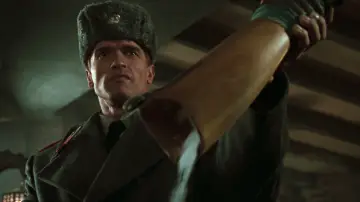 Задник до фільму "Червона спека" #1630459