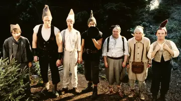 Задник до фильму"7 Zwerge - Der Wald ist nicht genug" #441411