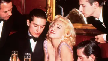 Задник до фильму"Madonna: Truth or Dare" #406421