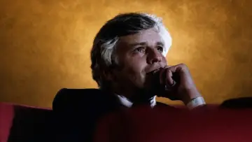 Задник до фільму "Новий кінотеатр «Парадізо»" #1626861