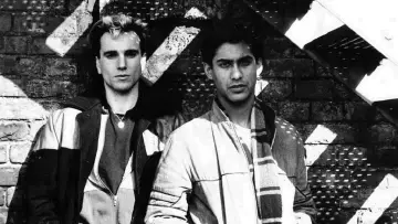 Задник до фильму"My Beautiful Laundrette" #490429