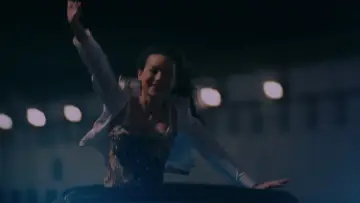 Задник до фильму"千禧曼波" #1020933