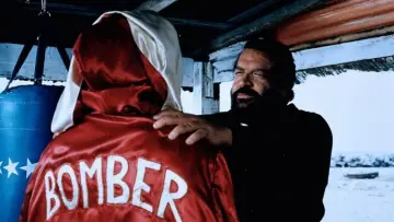 Задник до фильму"Bomber" #389935
