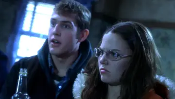 Задник до фильму"Stir of Echoes" #902068