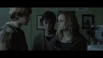 Задник до фильму"Гаррі Поттер та смертельні реліквії: Частина 1" #558281