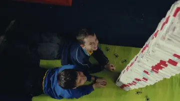 Задник до фільму "Мільйони" #999293