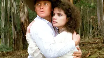 Задник до фильму"The Man From Snowy River II" #1139080