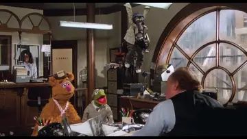 Задник до фильму"The Great Muppet Caper" #379411