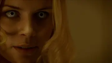 Задник до фильму"Species: The Awakening" #383453