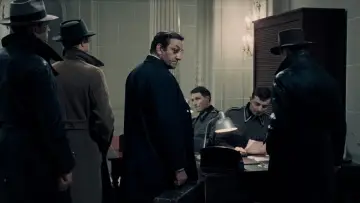 Задник до фильму"Армія тіней" #983619
