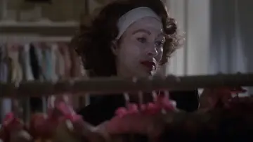 Задник до фільму "Mommie Dearest" #355862