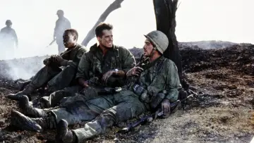 Задник до фильму"Hamburger Hill" #280381