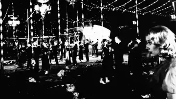 Задник до фільму "Carnival of Souls" #980190