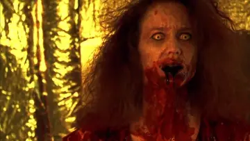 Задник до фильму"Flight of the Living Dead" #1169051