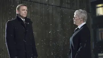 Задник до фильму"007: Квант милосердя" #620528