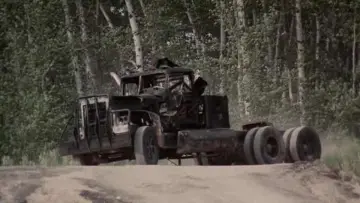 Задник до фильму"Trucks" #466894