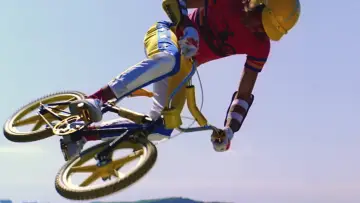 Задник до фильму"BMX Bandits" #1059567