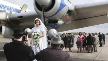 Задник до фільму "Bride Flight" #656642