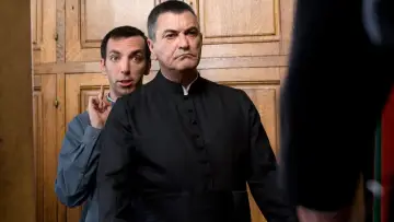 Задник до фільму "Le Missionnaire" #499474