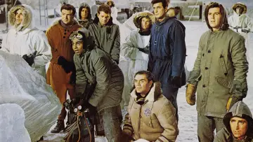 Задник до фильму"Ice Station Zebra" #353913