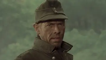 Задник до фильму"Cross of Iron" #239760