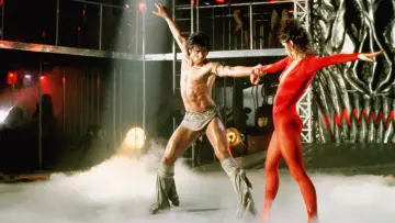 Задник до фильму"Staying Alive" #355550
