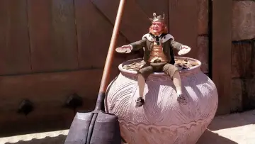 Задник до фильму"Darby O