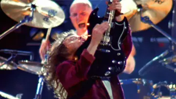 Задник до фильму"AC/DC: Live At Donington" #411845