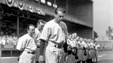 Задник до фильму"The Pride of the Yankees" #469519