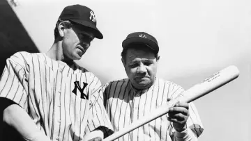 Задник до фильму"The Pride of the Yankees" #469520