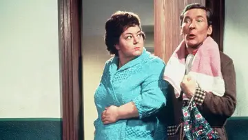 Задник до фильму"Carry On Camping" #415008