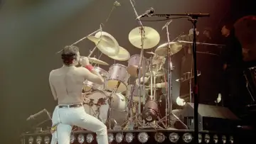 Задник до фильму"We Will Rock You" #198066